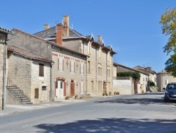 Photo paysage et monuments, Villeneuve-sur-Vère - la commune