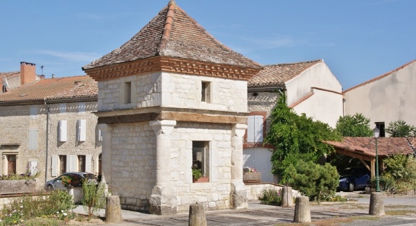 Photo Villeneuve-sur-Vère - la commune