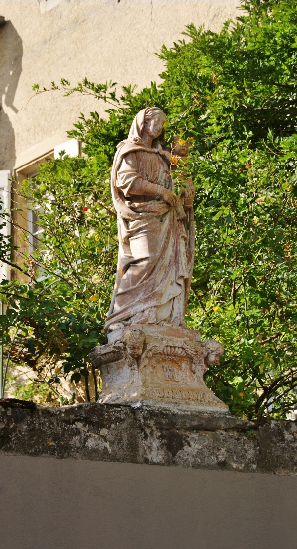 Photo Viviers-lès-Montagnes - Statue