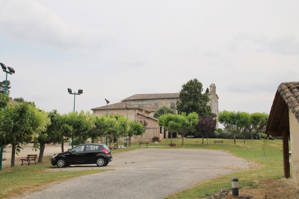 Photo Castéra-Bouzet - le village