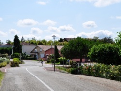 Photo paysage et monuments, Durfort-Lacapelette - Le village
