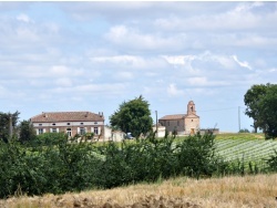 Photo paysage et monuments, Durfort-Lacapelette - Durfort, Saint Martin, son ancienne école, son église