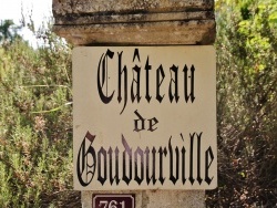 Photo paysage et monuments, Goudourville - Château