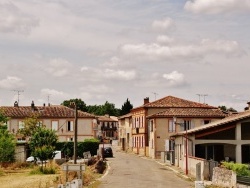 Photo paysage et monuments, Labourgade - le Village