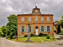 Photo paysage et monuments, Lamothe-Cumont - la Mairie