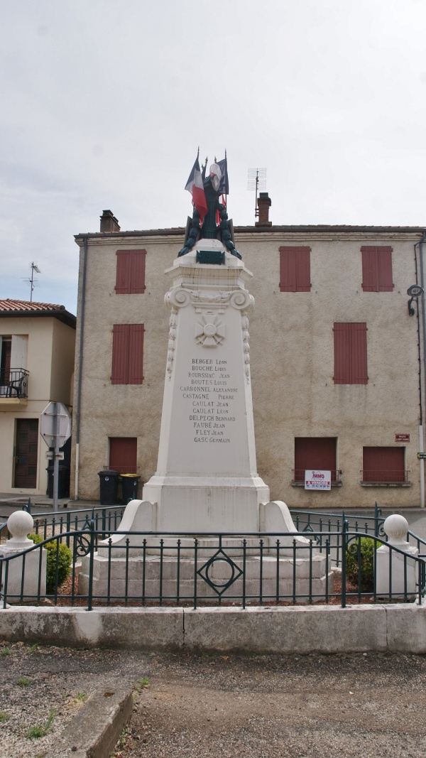 Photo Meauzac - le monument aux morts