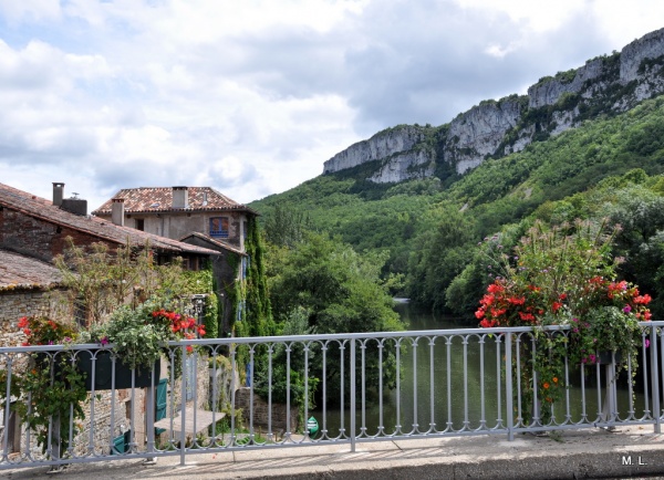SAint Antonin Noble Val, l'Aveyron, le Roc d'Anglars