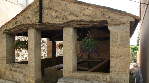 Photo Artignosc-sur-Verdon - le lavoir