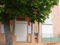 Photo paysage et monuments, Artigues - la mairie