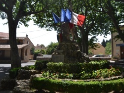 Photo paysage et monuments, Aups - la commune