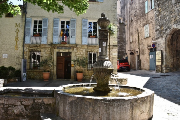 Photo Bargemon - la fontaine