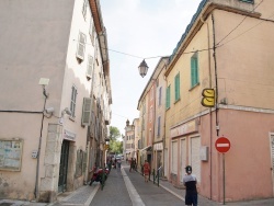 Photo paysage et monuments, Besse-sur-Issole - le Village