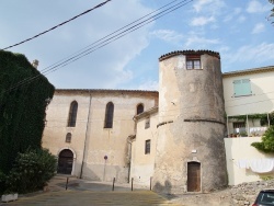 Photo paysage et monuments, Besse-sur-Issole - le village