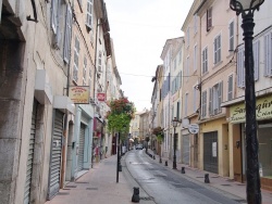 Photo paysage et monuments, Brignoles - le village