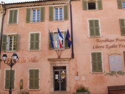 Photo paysage et monuments, Carcès - la mairie