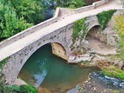 Photo paysage et monuments, Entrecasteaux - le pont