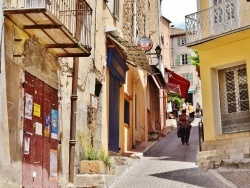 Photo paysage et monuments, Fayence - La Commune