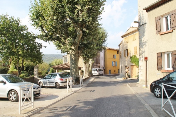 Photo Forcalqueiret - le village