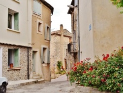 Photo paysage et monuments, Ginasservis - La Commune