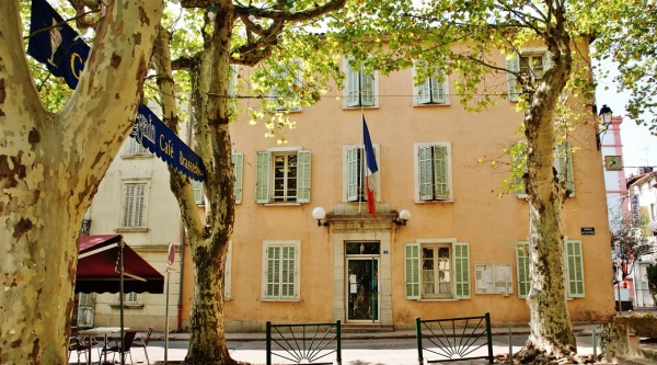 Photo Gonfaron - La Mairie