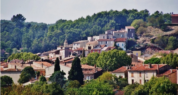 Photo Gonfaron - La Commune