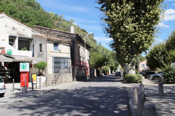 Photo Méounes-lès-Montrieux - Le Village