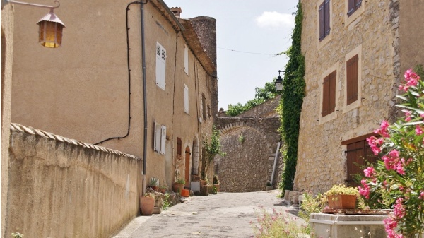 Photo Moissac-Bellevue - la commune