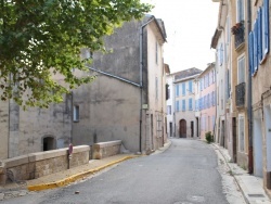 Photo paysage et monuments, Montfort-sur-Argens - le village