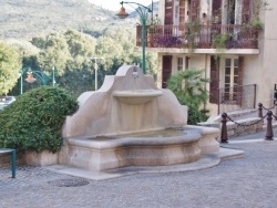 Photo paysage et monuments, Le Muy - la fontaine