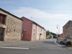 Photo paysage et monuments, Nans-les-Pins - le village