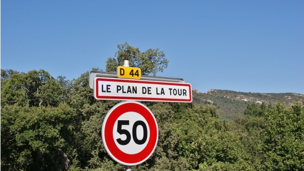 Photo Plan-de-la-Tour - le plan de la tour (83120)