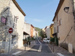 Photo paysage et monuments, Rocbaron - le village