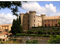 Photo paysage et monuments, Saint-Martin - St Martin et son chateau.