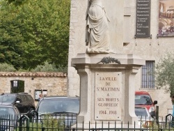 Photo paysage et monuments, Saint-Maximin-la-Sainte-Baume - le monument aux morts