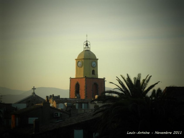 Photo Saint-Tropez - Le célèbre clocher de Saint Tropez