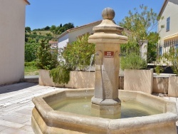 Photo paysage et monuments, Tanneron - la fontaine