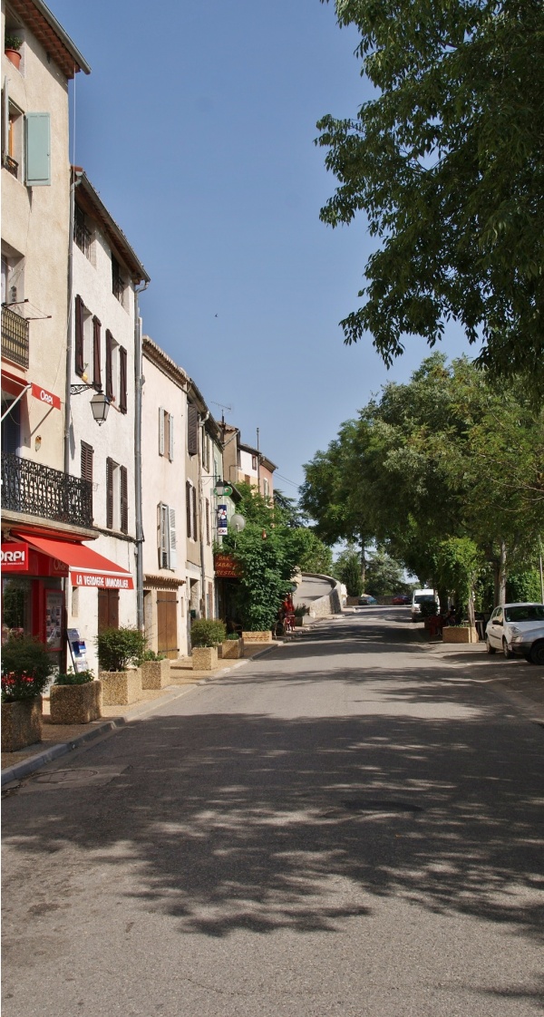 Photo La Verdière - la commune