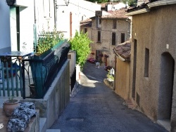 Photo paysage et monuments, Vinon-sur-Verdon - Le Village