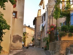 Photo paysage et monuments, Vinon-sur-Verdon - Le Village