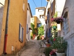 Photo paysage et monuments, Vinon-sur-Verdon - Le Village