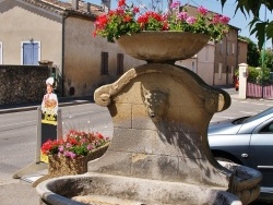 Photo paysage et monuments, Vinon-sur-Verdon - Le Village