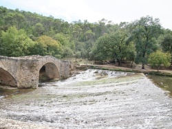 Photo paysage et monuments, Vins-sur-Caramy - la rivière
