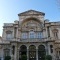 Photo Avignon - le theatre d'avignon place de l'horloge