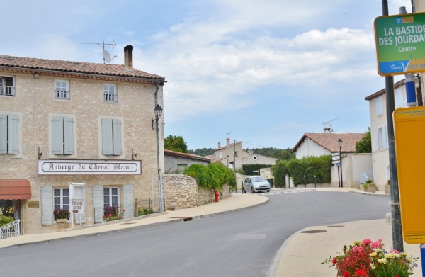 Photo La Bastide-des-Jourdans - la commune