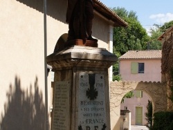 Photo paysage et monuments, Beaumont-de-Pertuis - le monument aux morts