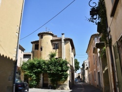 Photo paysage et monuments, Caderousse - le village