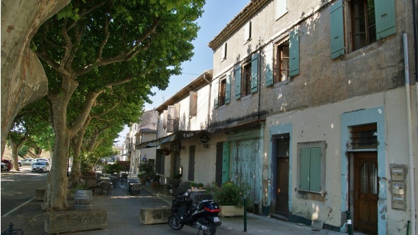 Photo Caderousse - le village