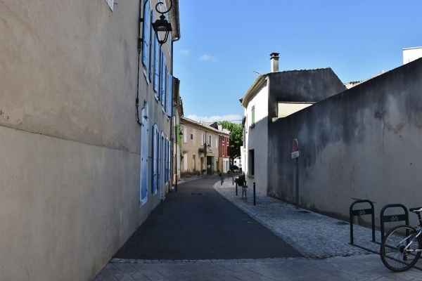 Photo Caderousse - le village