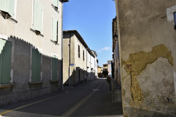 Photo Caderousse - le village