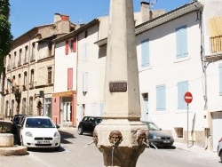 Photo paysage et monuments, Cucuron - la fontaine